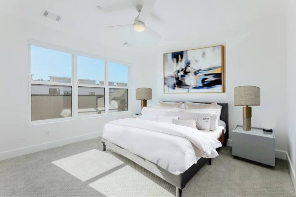 Photo of Bedroom in Old East Dallas