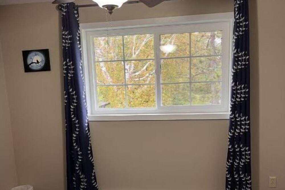 Photo of Bedroom in Dollar Bay