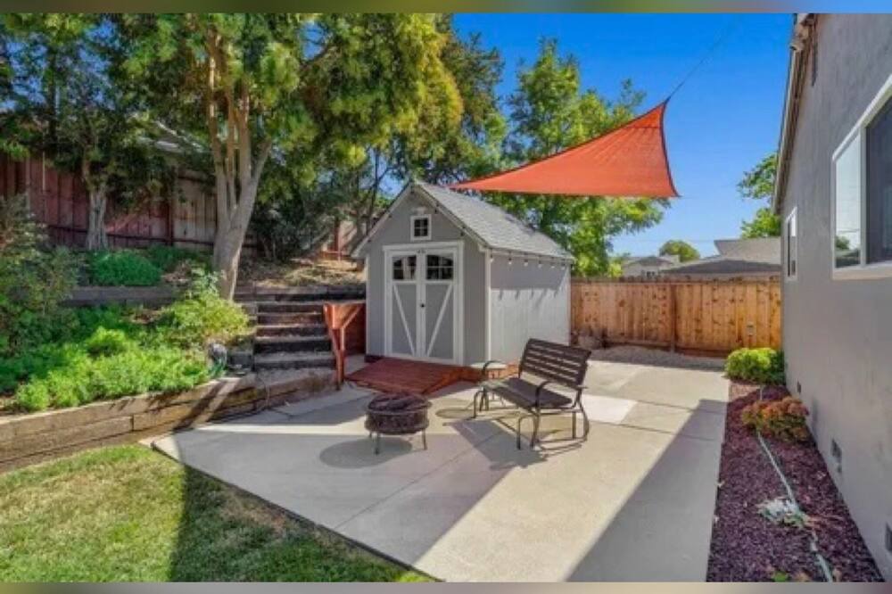 Photo of Outdoor in Vine Hill