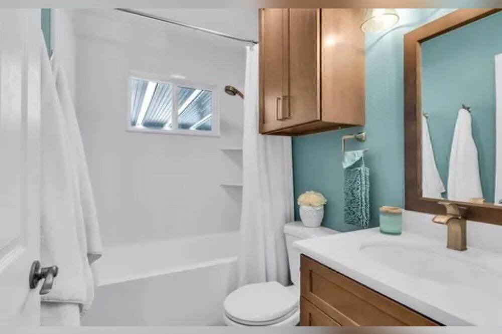 Photo of Bathroom in Vine Hill