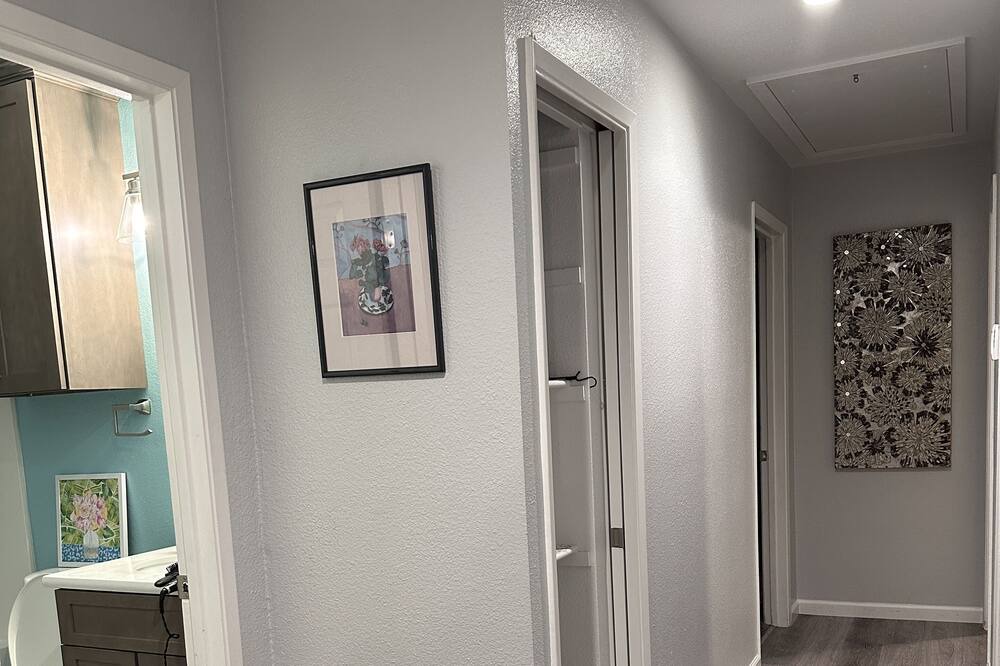 Photo of Others in Vine Hill