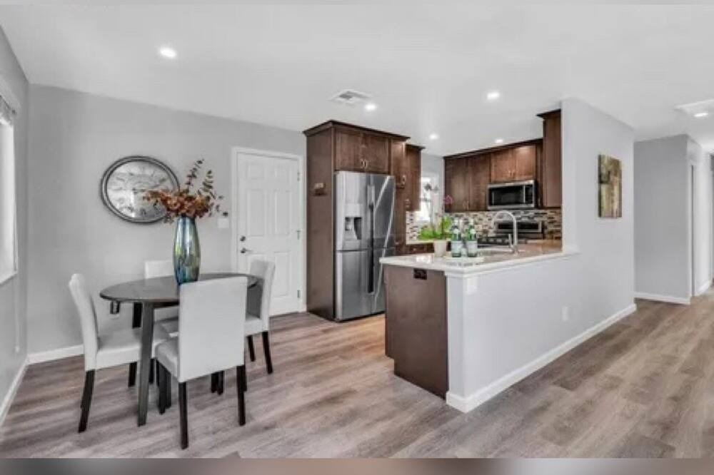 Photo of Others in Vine Hill