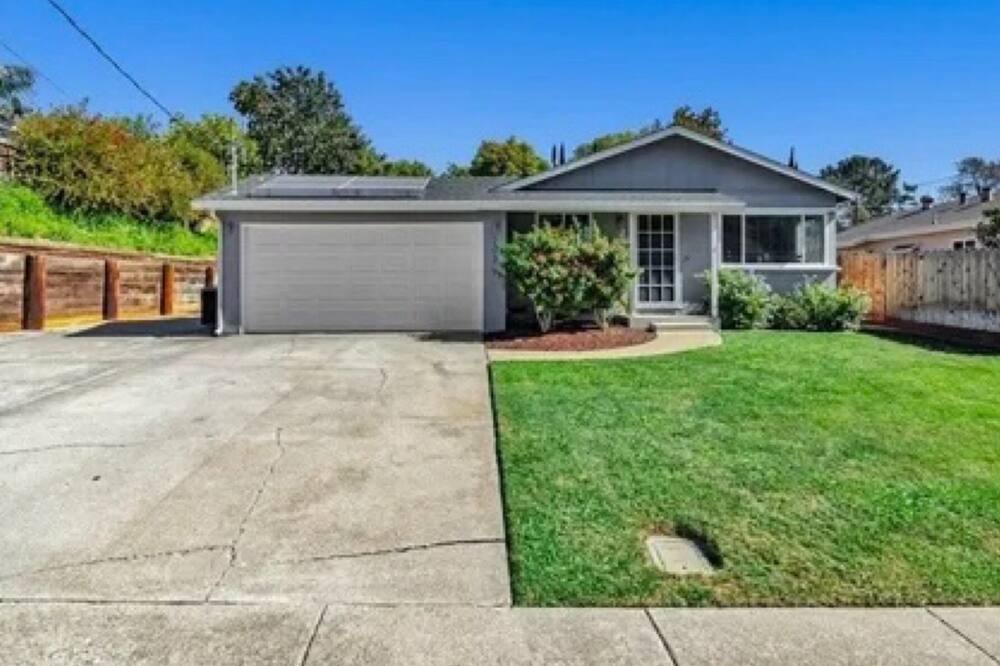 Photo of Outdoor in Vine Hill