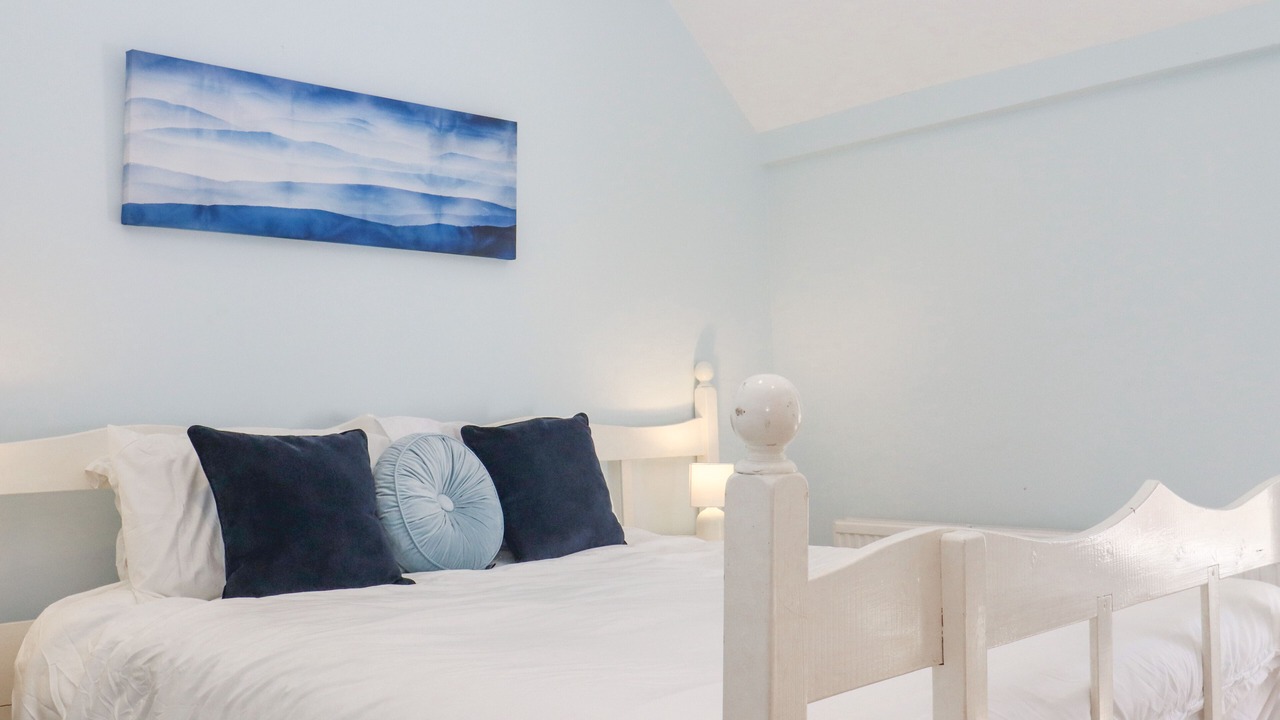 Photo of Others in Wavehorne