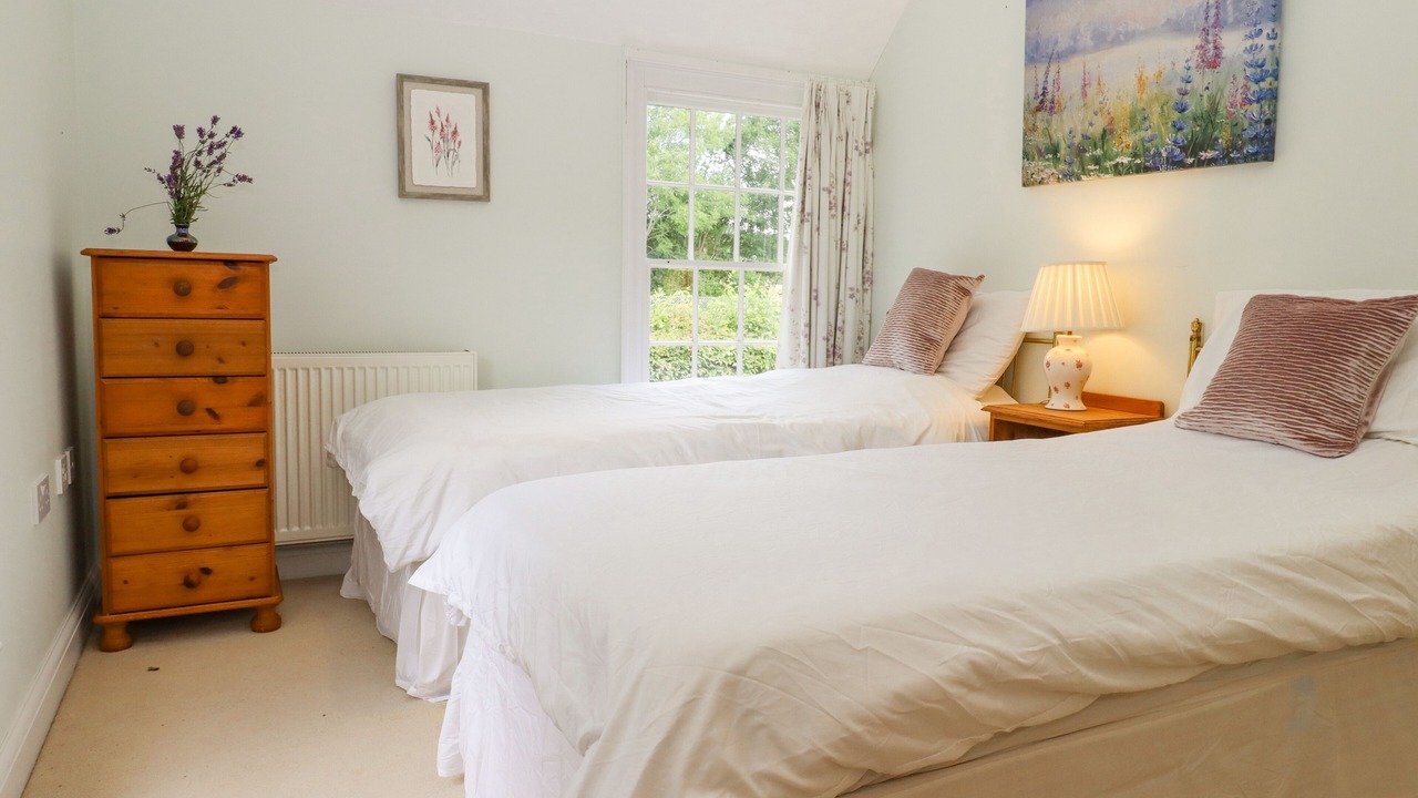 Photo of Others in Wavehorne