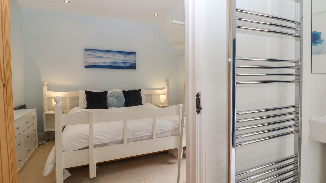 Photo of Others in Wavehorne