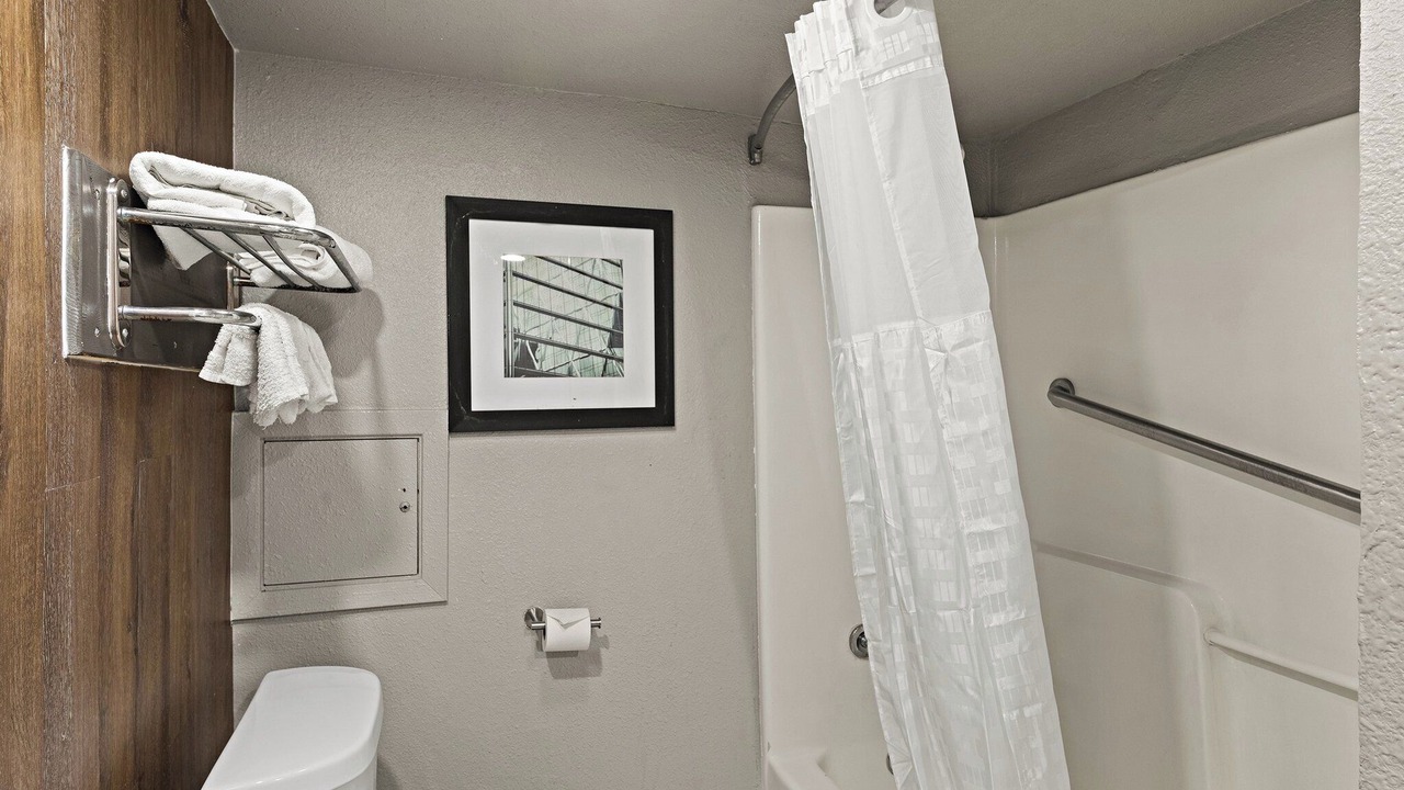 Photo of Bathroom in Windsor Park