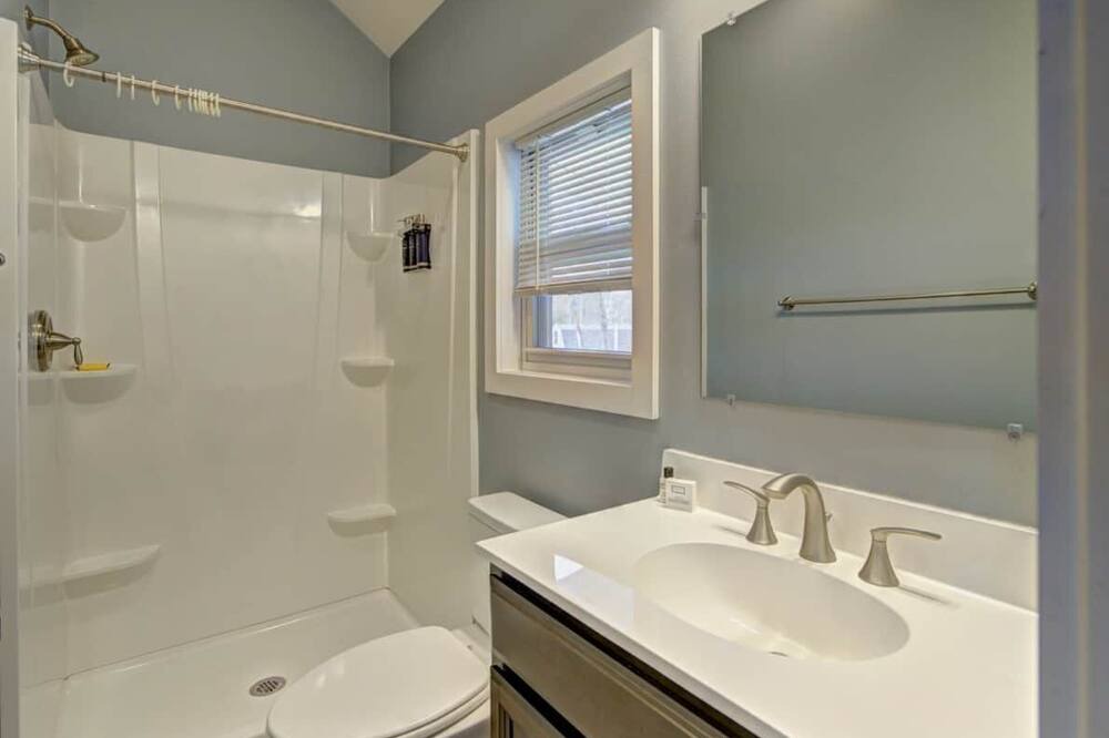 Photo of Bathroom in Tafton