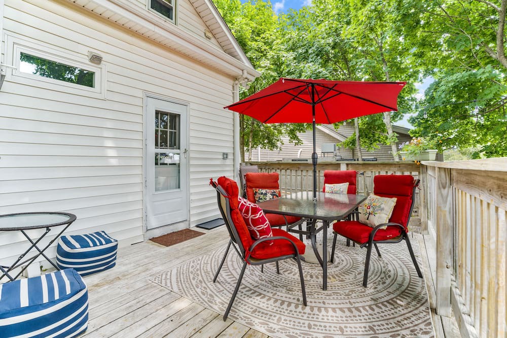 Photo of Outdoor in Kingston