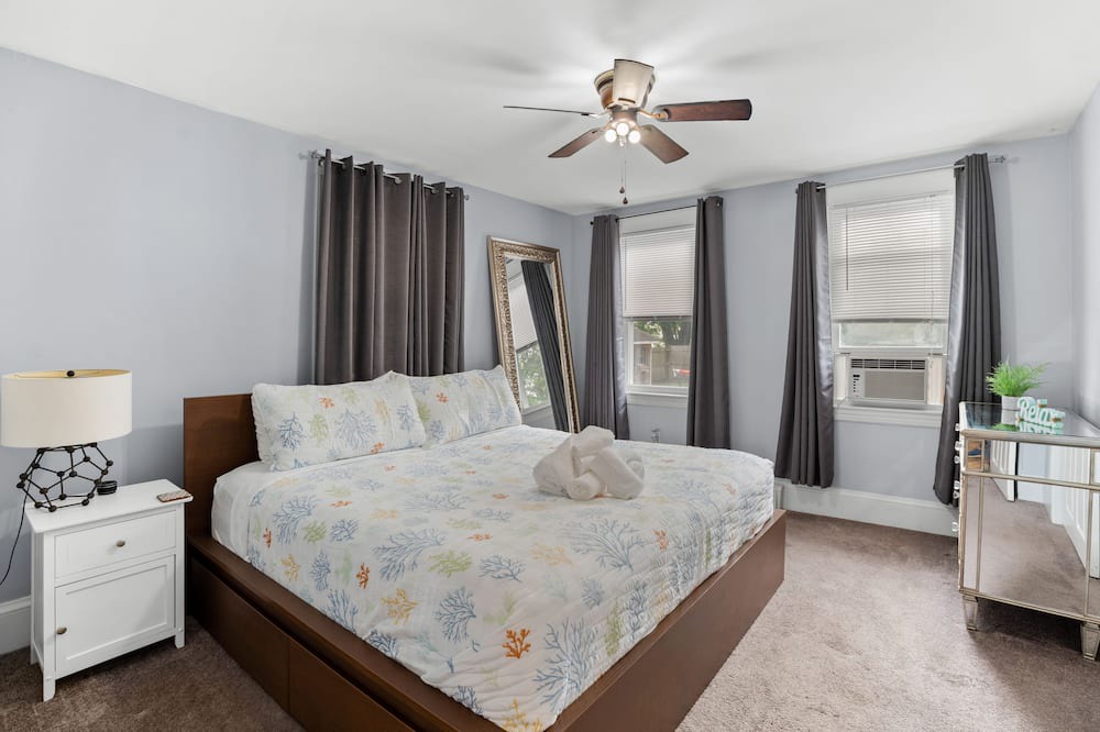 Photo of Bedroom in Kingston