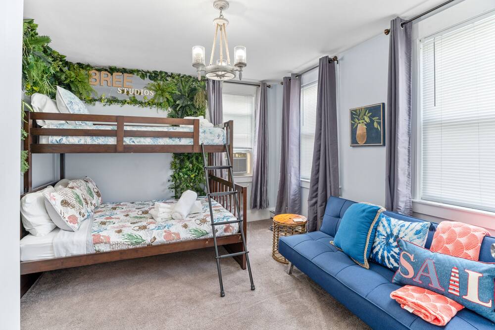 Photo of Bedroom in Kingston