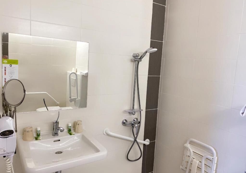 Photo of Others in Orsay