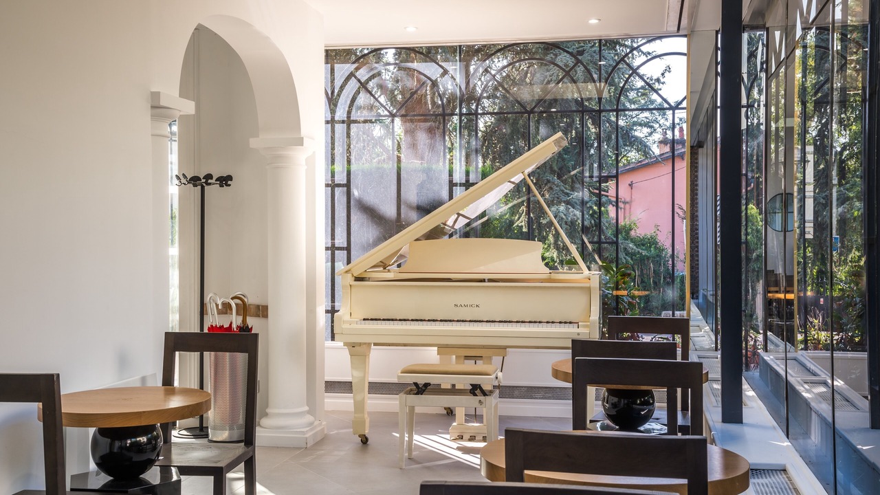 Photo of Others in Orsay