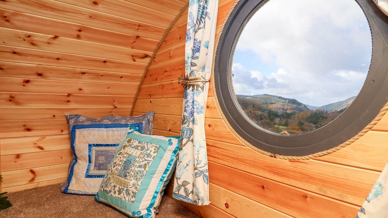 Photo of Others in Pont-Rhyd-y-Groes