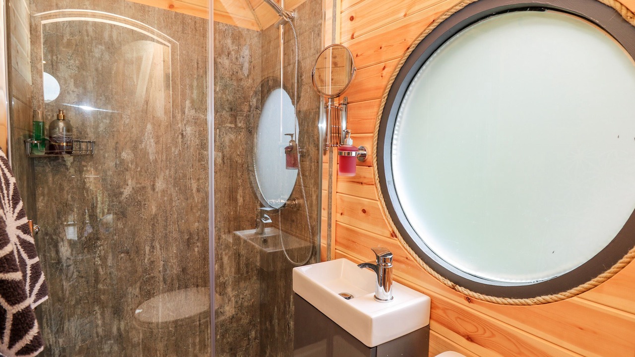 Photo of Others in Pont-Rhyd-y-Groes