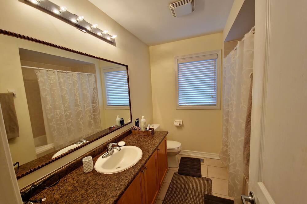 Photo of Bathroom in Richmond Hill