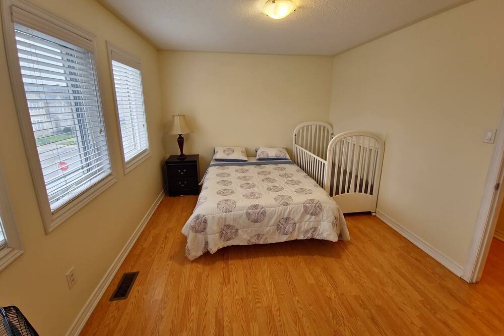 Photo of Bedroom in Richmond Hill