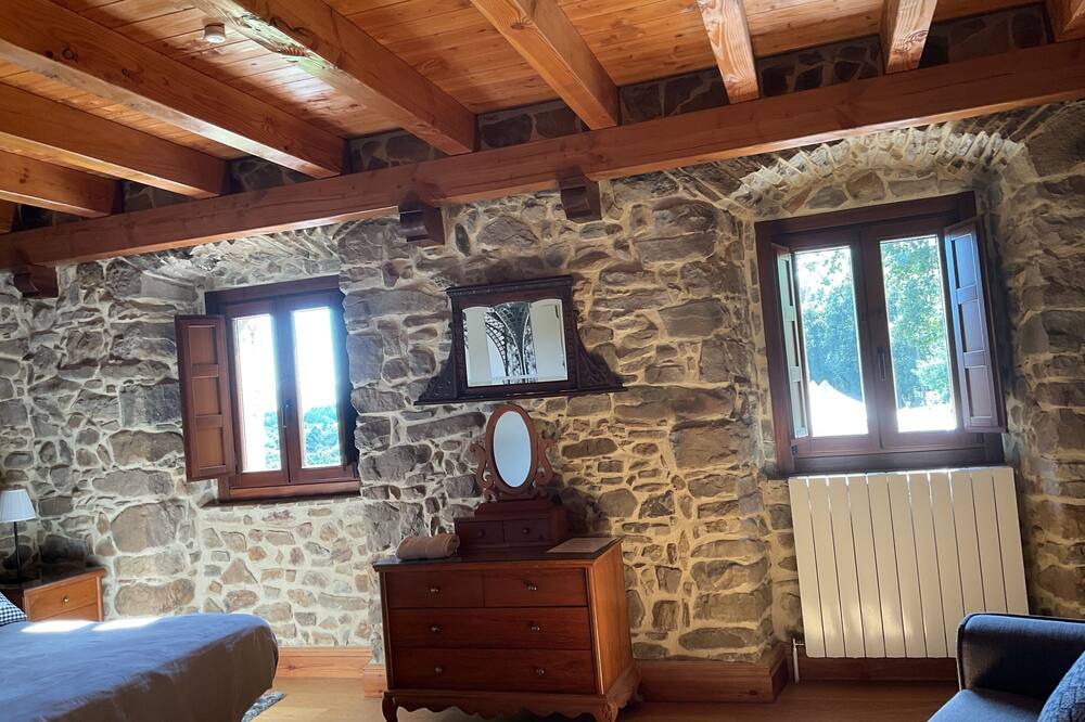 Photo of Bedroom in Traslavina