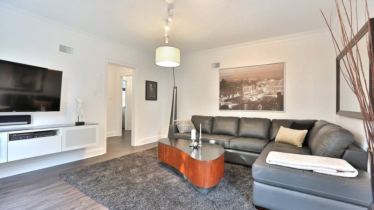 Photo of Livingroom in Burlington