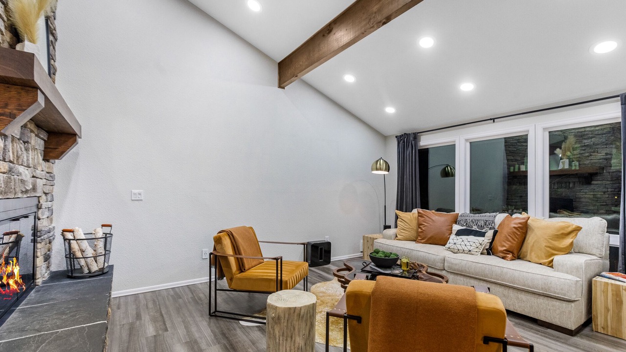 Photo of Livingroom in Snohomish