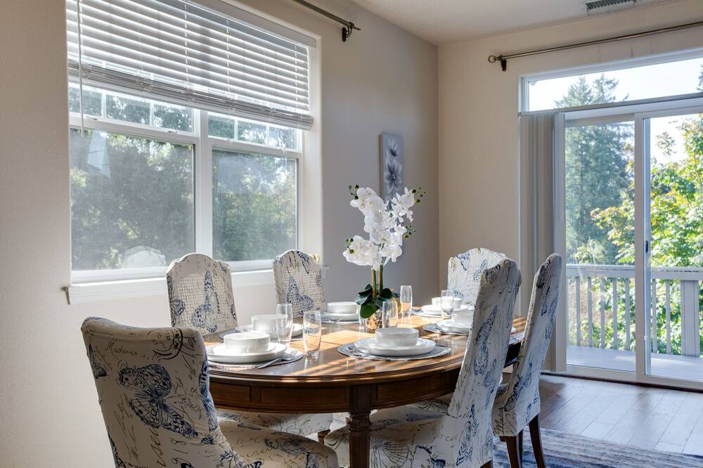 Photo of Others in Bull Mountain