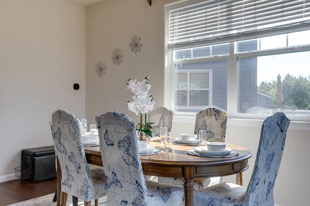 Photo of Others in Bull Mountain