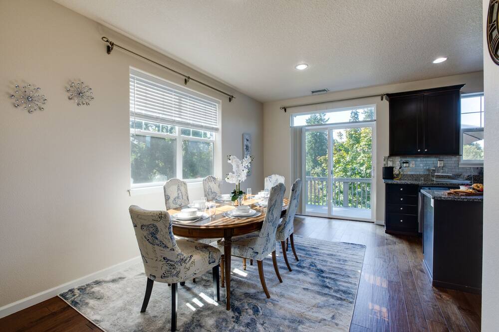 Photo of Others in Bull Mountain