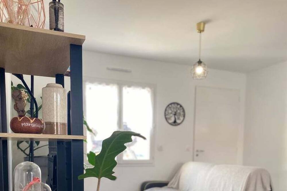 Photo of Bedroom in Iteuil