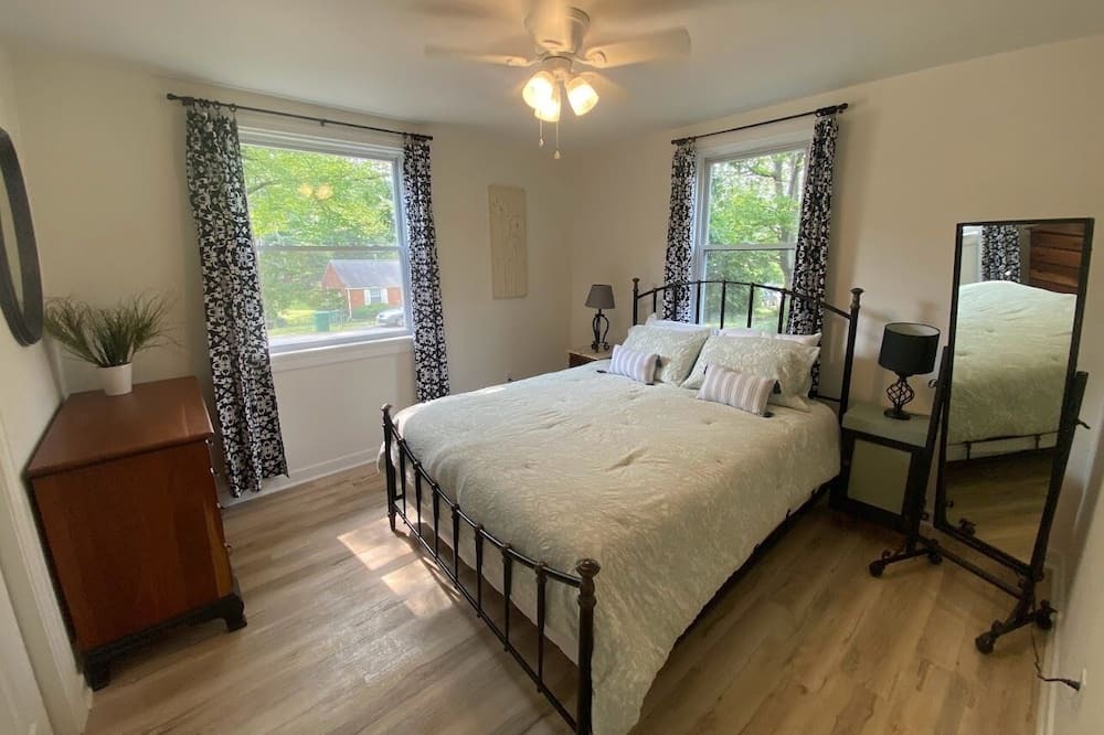 Photo of Bedroom in Richmond