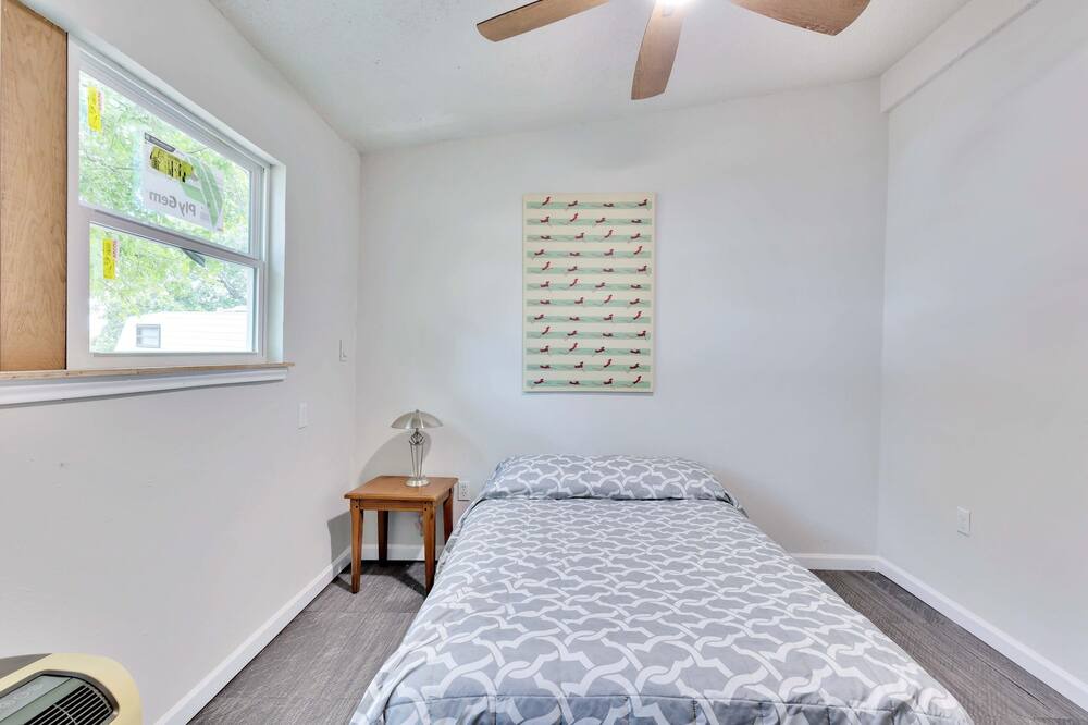 Photo of Bedroom in Manchaca