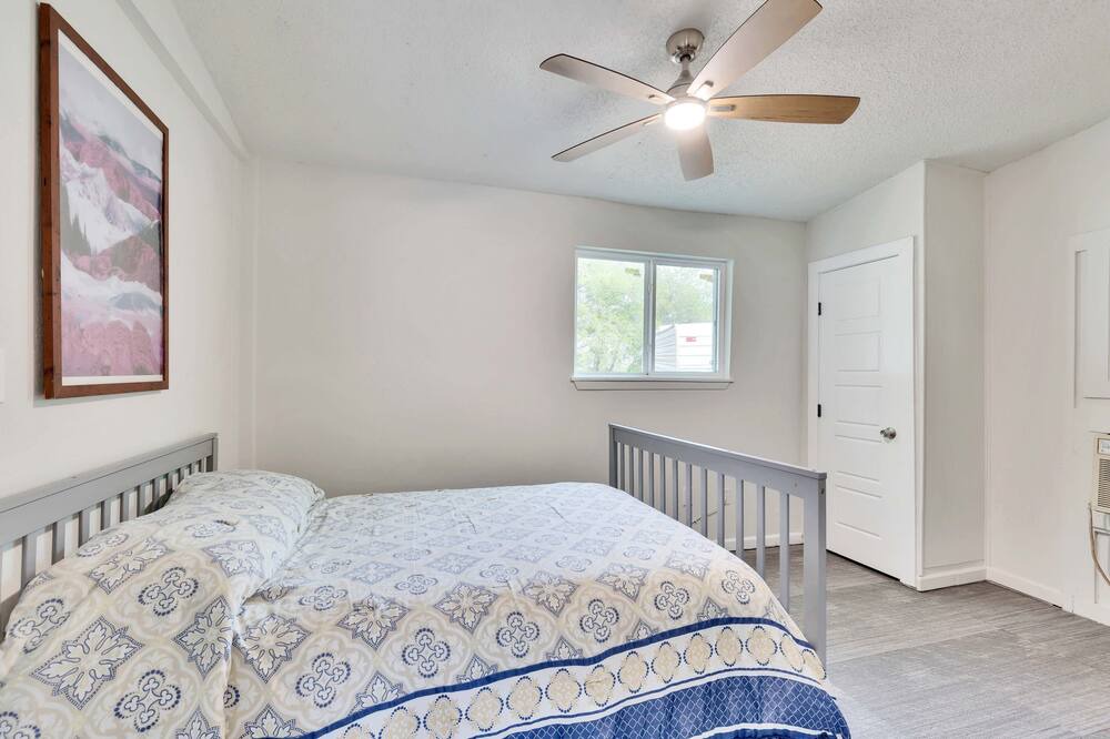 Photo of Bedroom in Manchaca