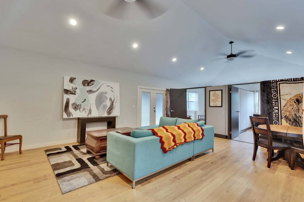 Photo of Livingroom in Manchaca