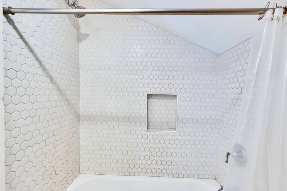 Photo of Bathroom in Manchaca