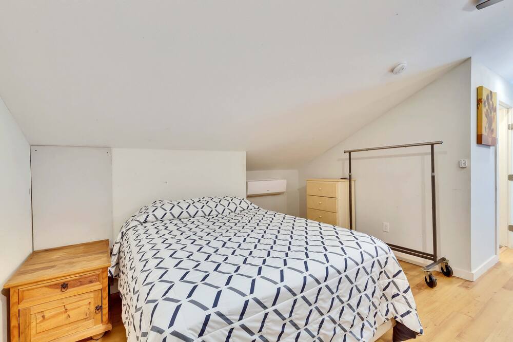Photo of Bedroom in Manchaca