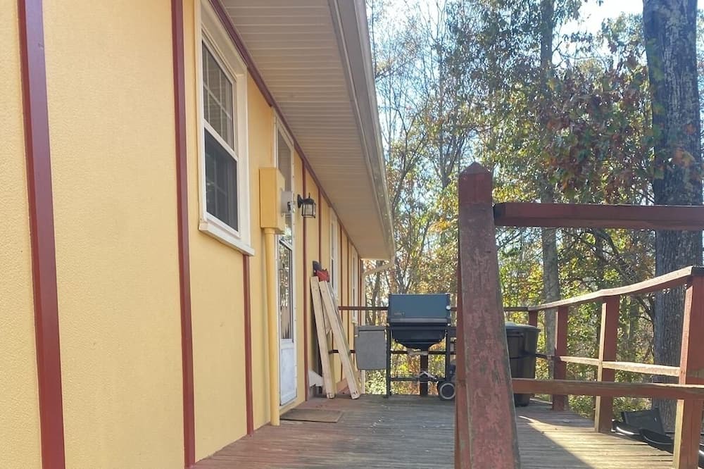 Photo of Outdoor in Rochelle