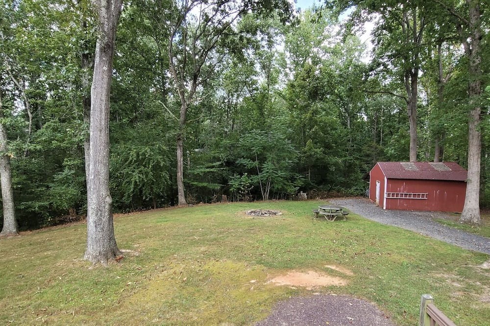Photo of Outdoor in Rochelle