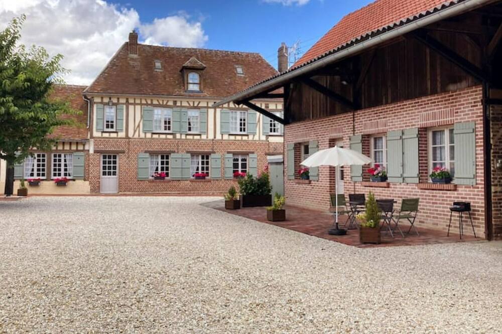 Photo of Outdoor in Andeville