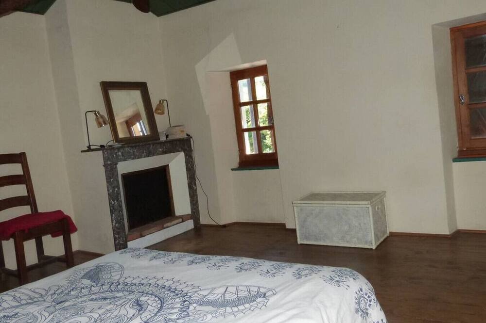 Photo of Others in Montbrun-Bocage