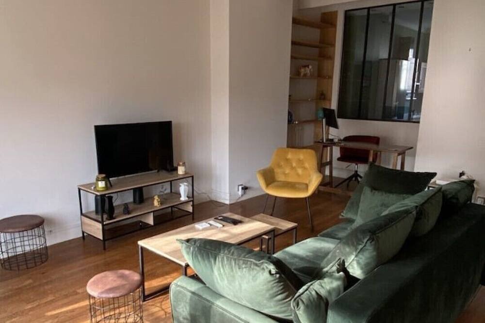Photo of Livingroom in Theatre