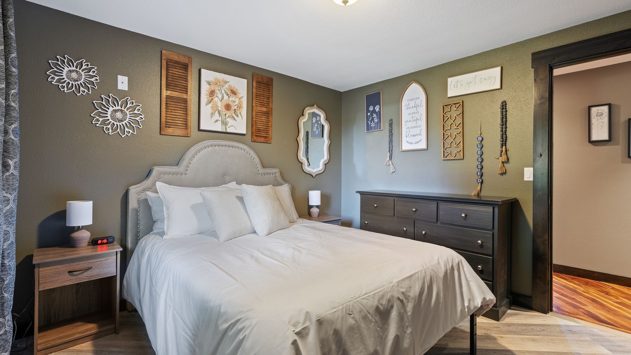 Photo of Others in Pleasant Valley