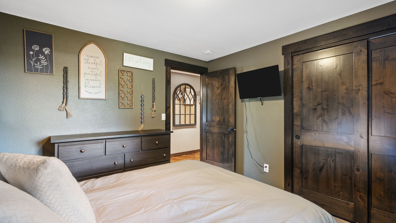 Photo of Others in Pleasant Valley