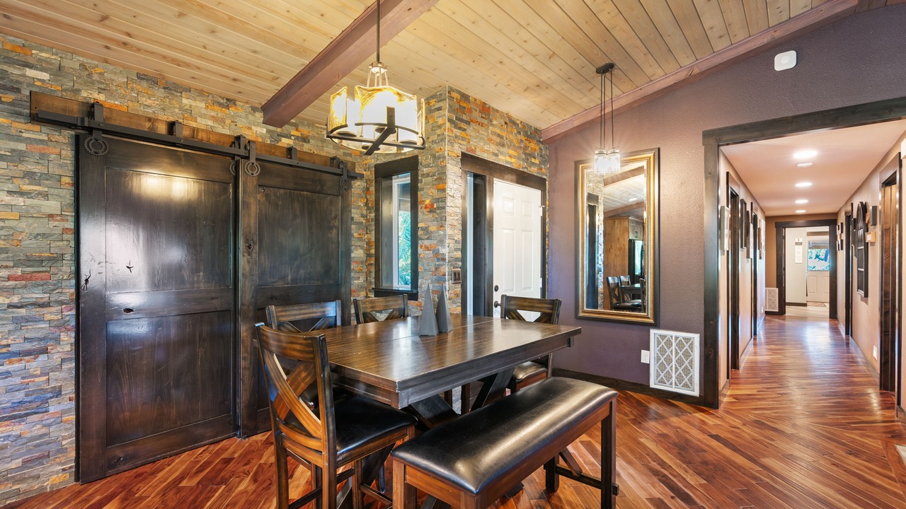 Photo of Others in Pleasant Valley