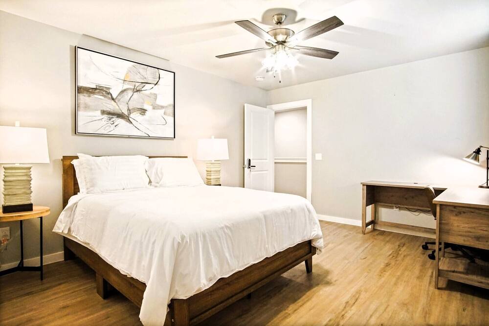 Photo of Bedroom in Central Oklahoma City