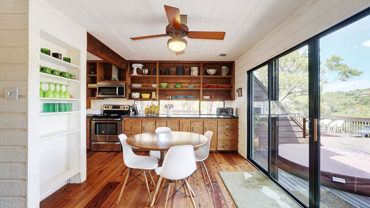 Photo of Kitchen in Camelot