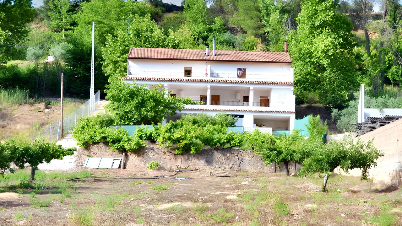 Photo of Outdoor in Siles