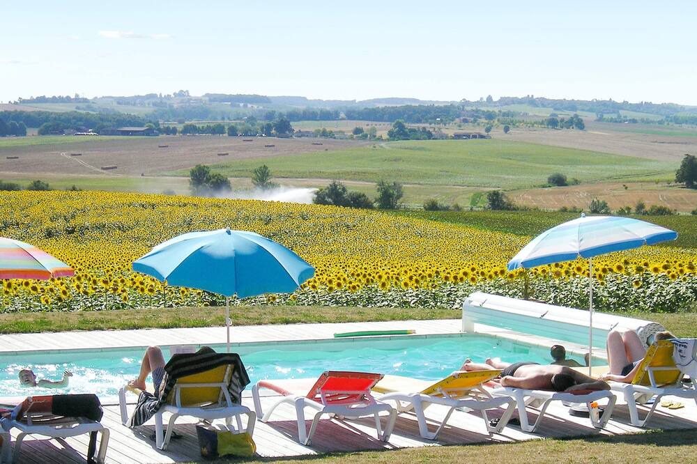 Photo of Outdoor in Pauilhac