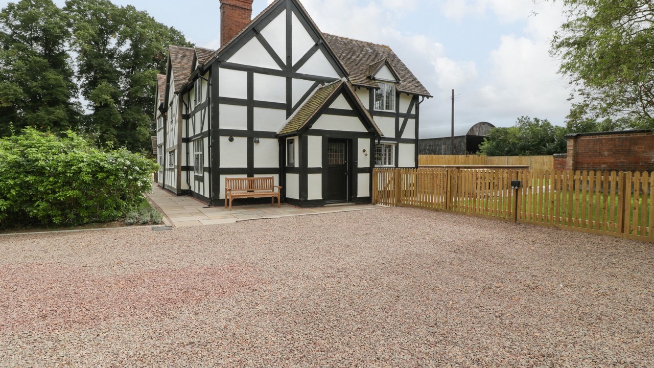 Photo of Outdoor in Malvern