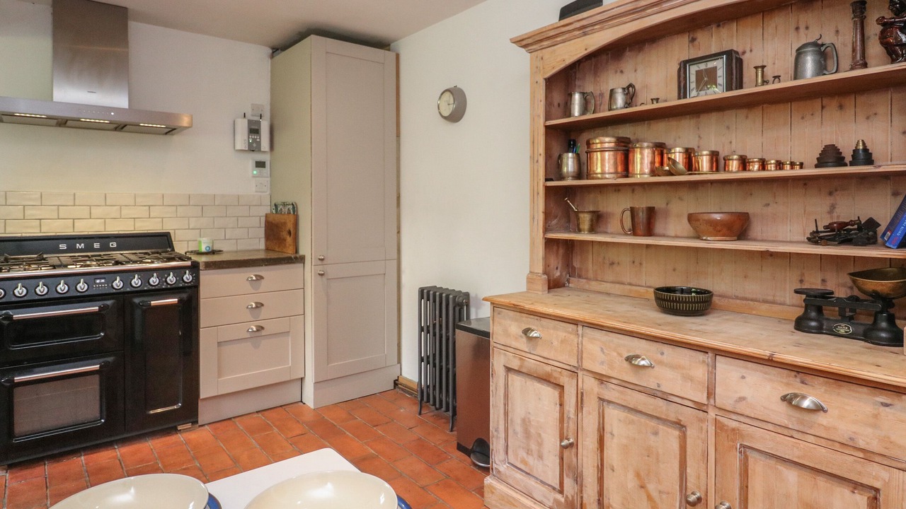 Photo of Others in Totnes