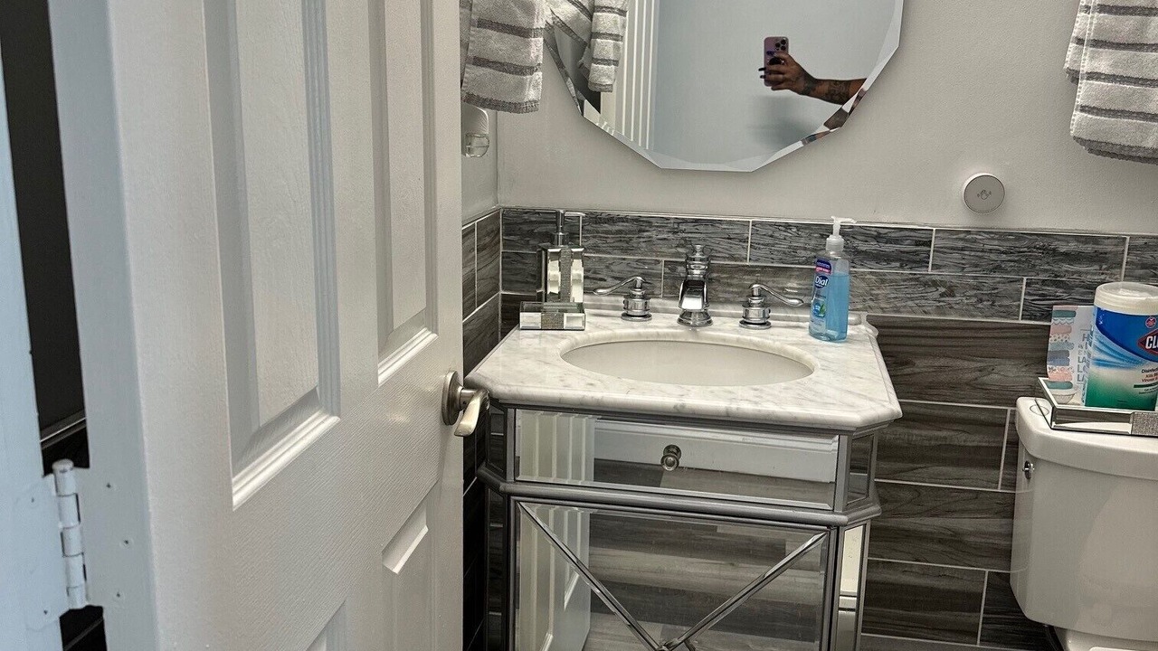 Photo of Others in Baltimore