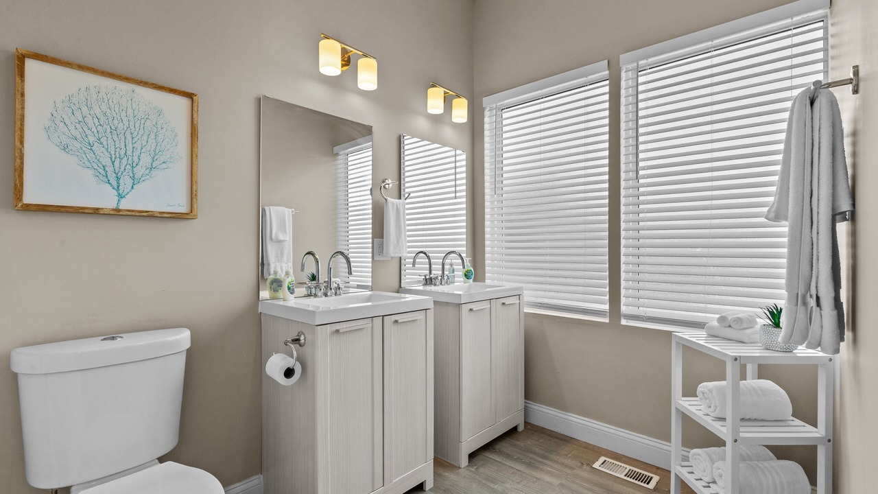 Photo of Bathroom in Central West End